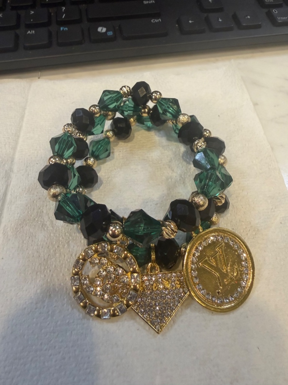 Bracelets - Picture 3 of 10
